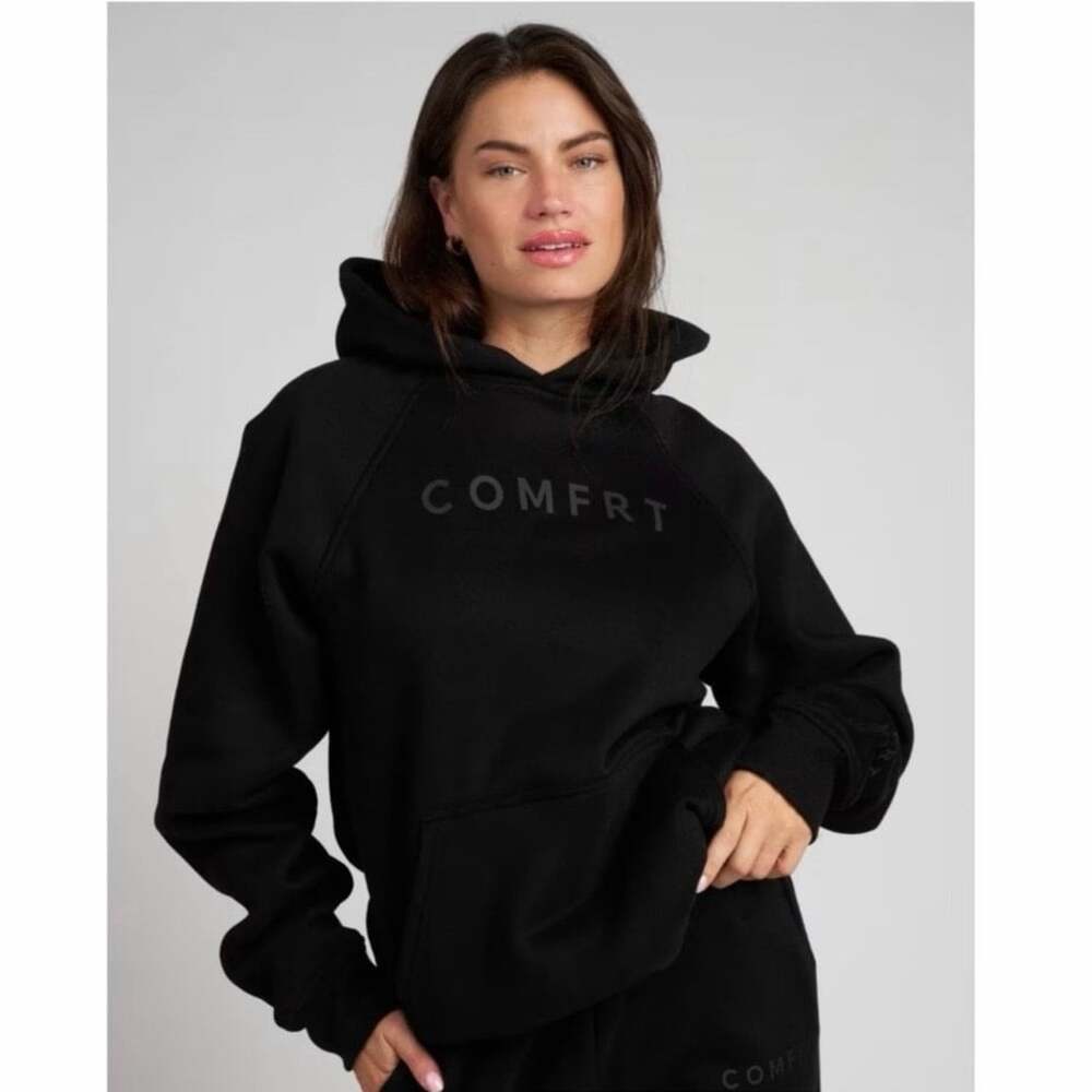 Comfrt Tranquil Hoodie Women’s Small Black Oversized Pullover Sweatshirt